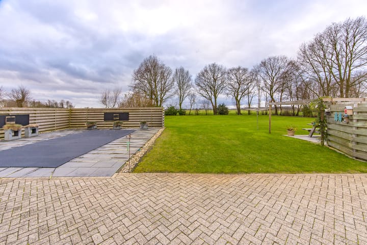 Foto 62 van Bovensteveenweg 2