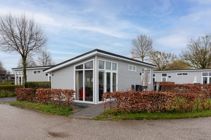 Photo 1 of Zaaiwaard 3-100