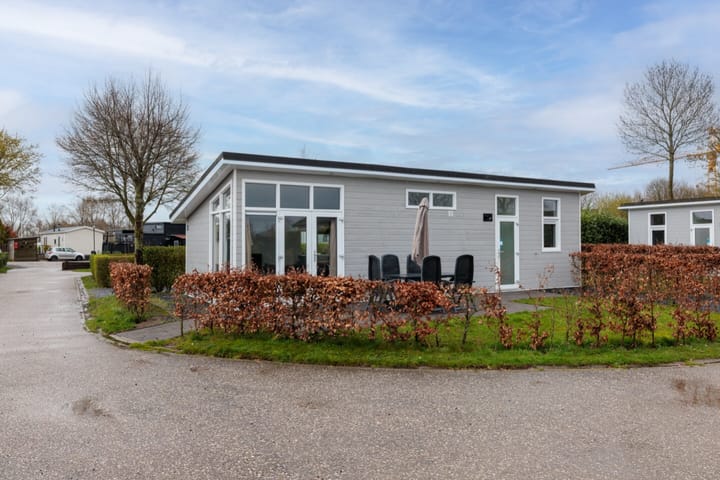 Photo 2 of Zaaiwaard 3-100