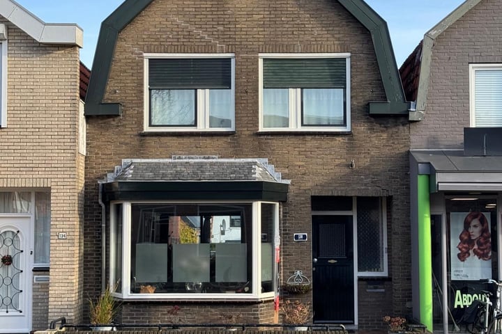 Bekijk foto 1 van Axelsestraat 138