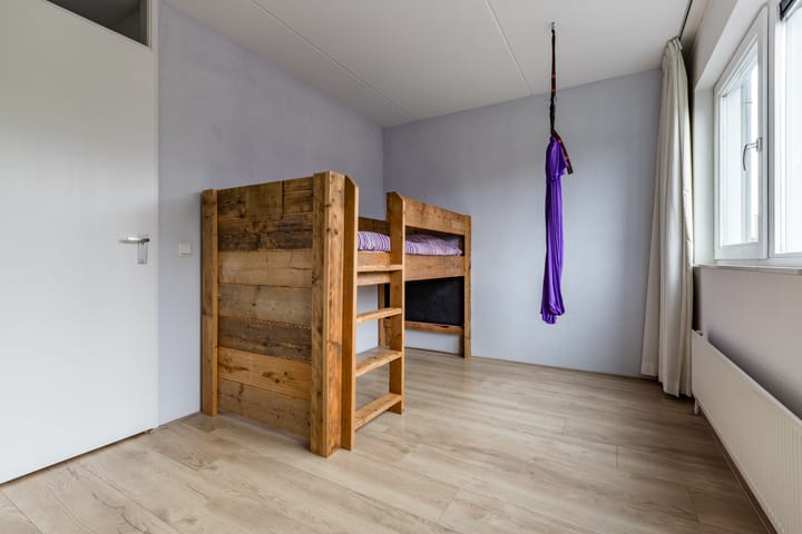 Photo 22 of Louis Couperusstraat 137