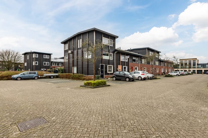 Photo 50 of Louis Couperusstraat 137