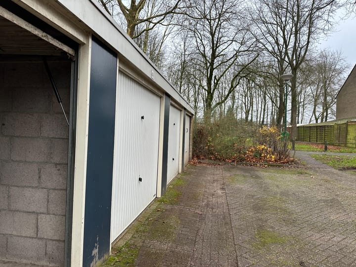 Photo 2 of Johannes Poststraat 2-19