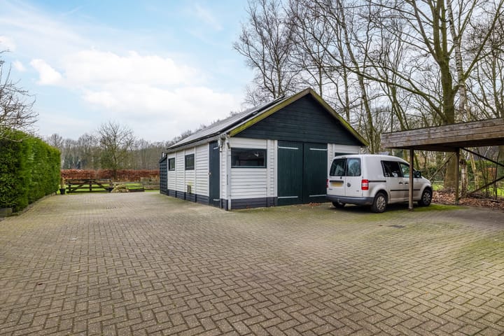 Photo 10 of Wilfred Stillweg 1