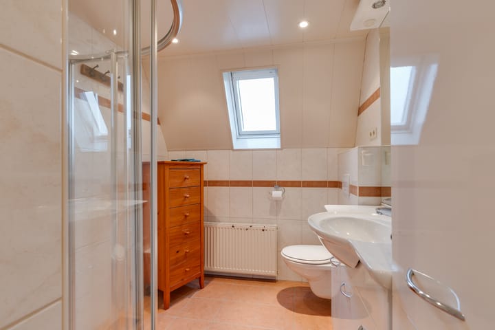 Photo 30 of Pater Jan de Vriesstraat 44