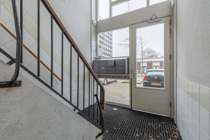 Bekijk foto 32 van Ekingenstraat 180