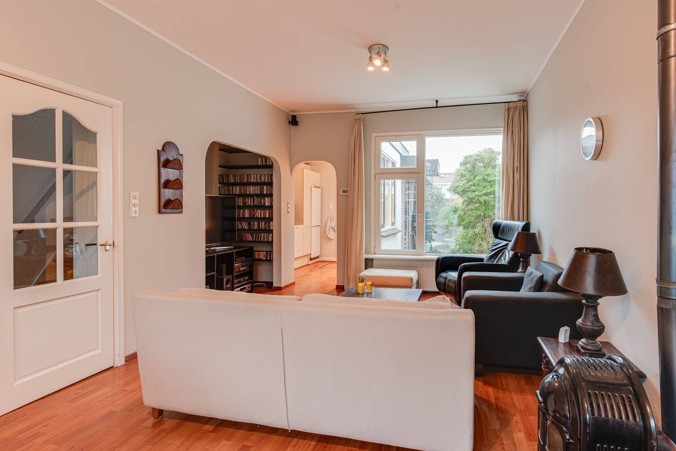 Photo 9 of Geuzenweg 147