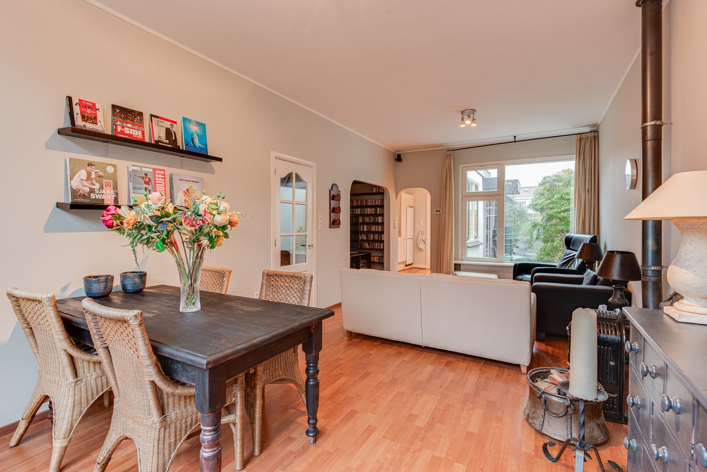 Photo 10 of Geuzenweg 147