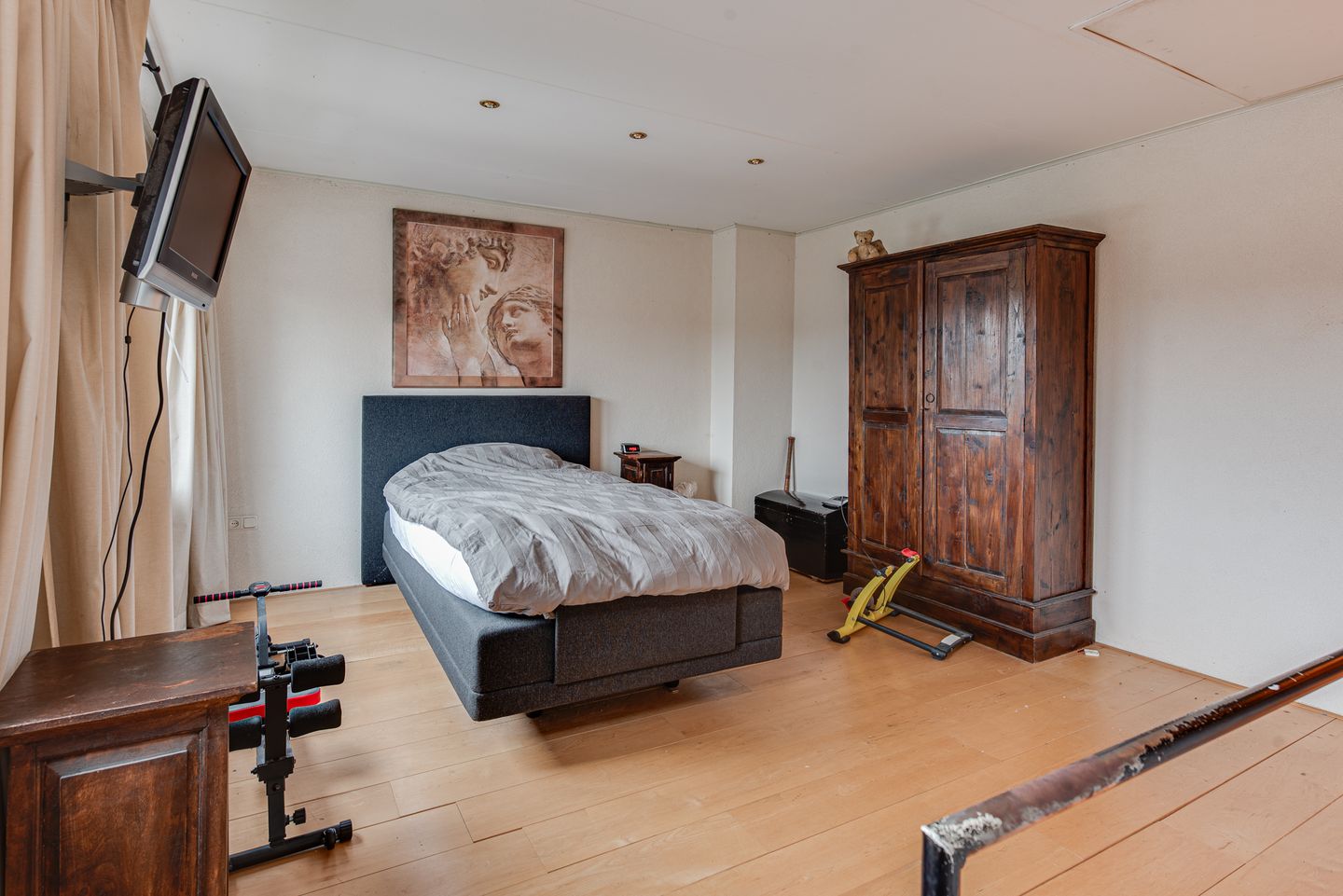 Photo 25 of Geuzenweg 147