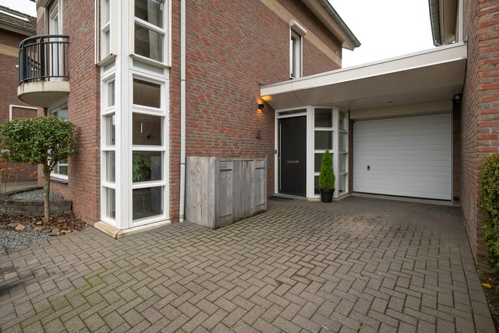 Foto 4 van John Erkensstraat 4