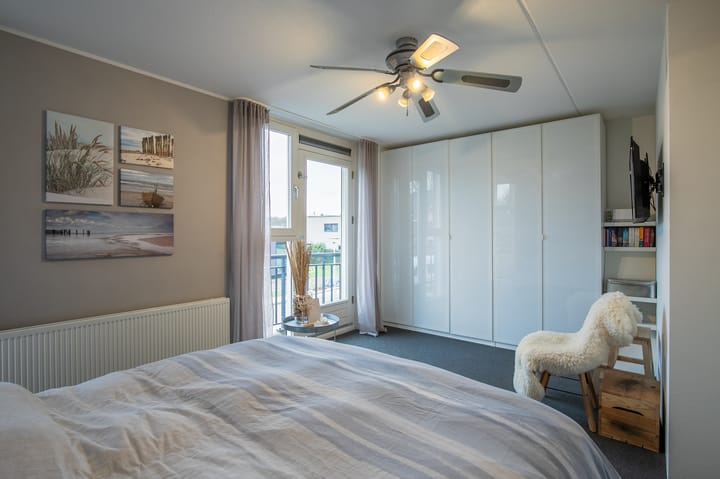 Foto 18 van John Erkensstraat 4