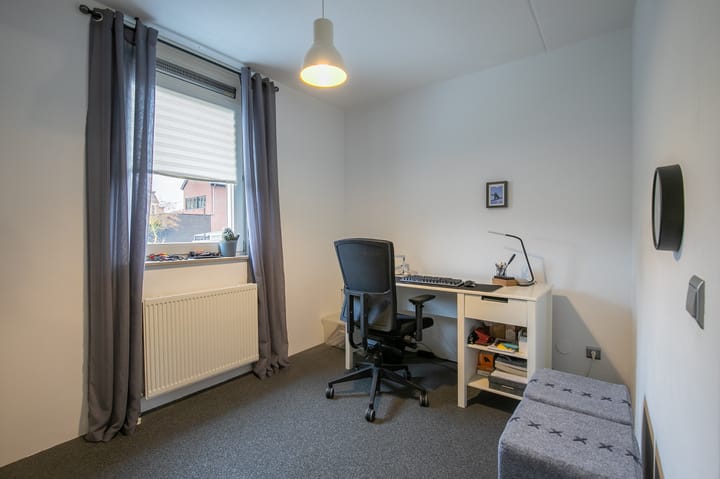 Foto 21 van John Erkensstraat 4