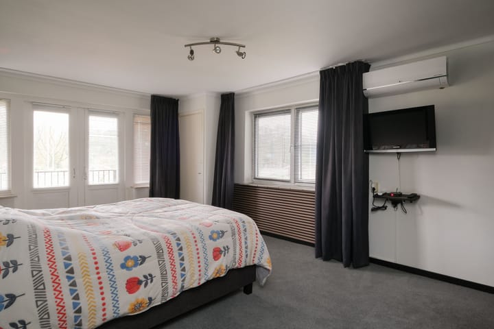 Foto 28 van Wierdensestraat 153