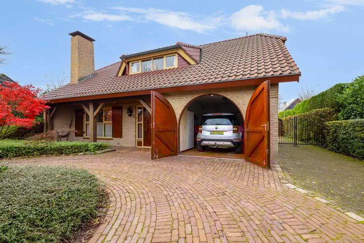 Foto 7 van Emmerik 40