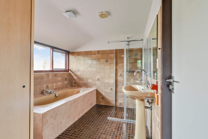 Foto 41 van Emmerik 40