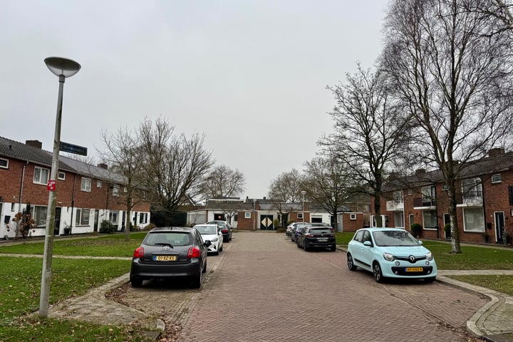 View photo 21 of Merwedehof 15