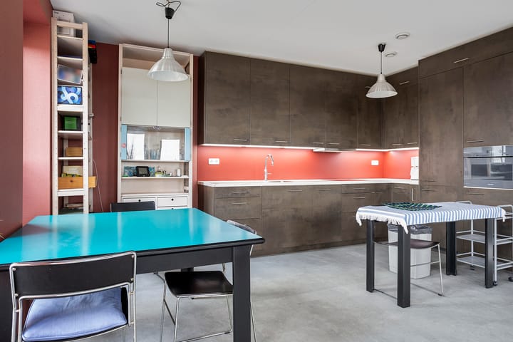 Photo 10 of Weerdingerstraat 349