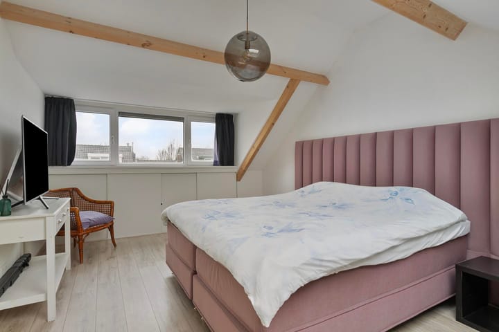 Foto 24 van Pieter Appelplein 49