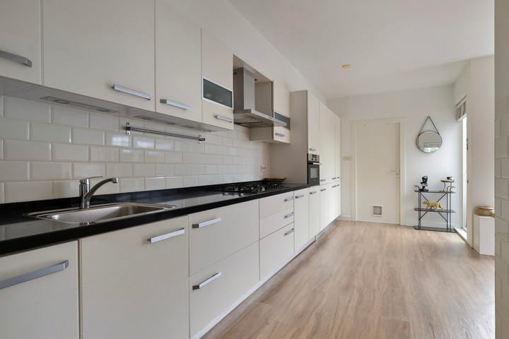 Foto 10 van Pieter Appelplein 49