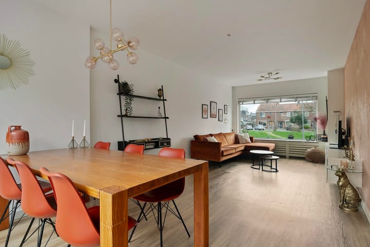 Foto 6 van Pieter Appelplein 49