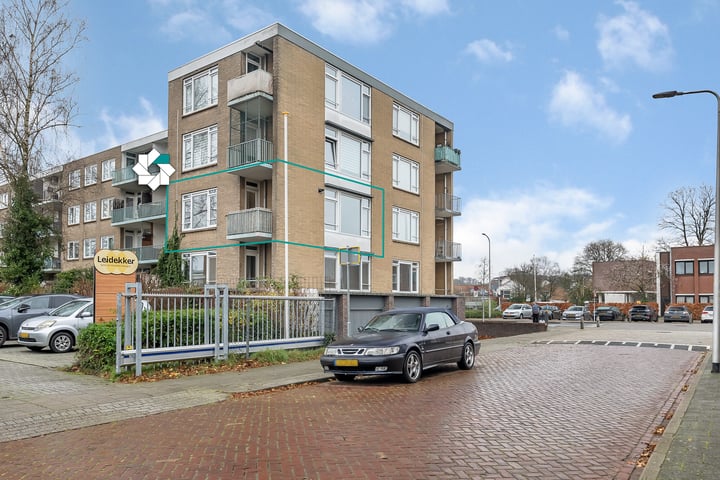 Bekijk foto 1 van Hofkampstraat 149