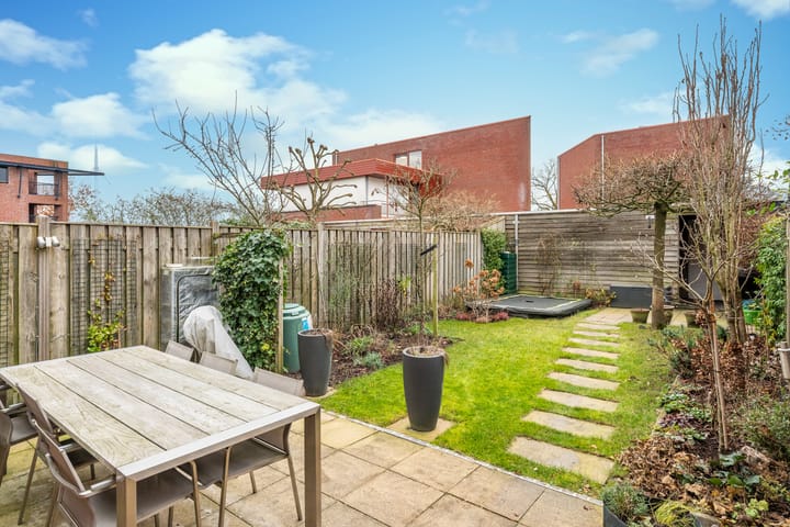 Foto 30 van Grasstrook 56