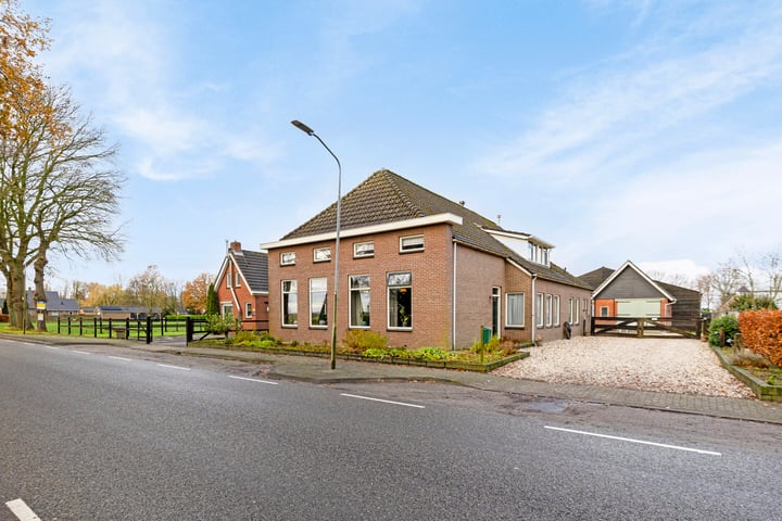 View photo 1 of Zuiderdiep 327