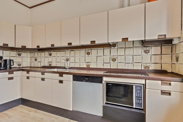 Photo 11 of Zuiderdiep 327