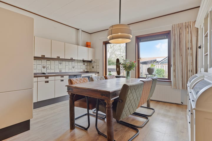 Photo 12 of Zuiderdiep 327