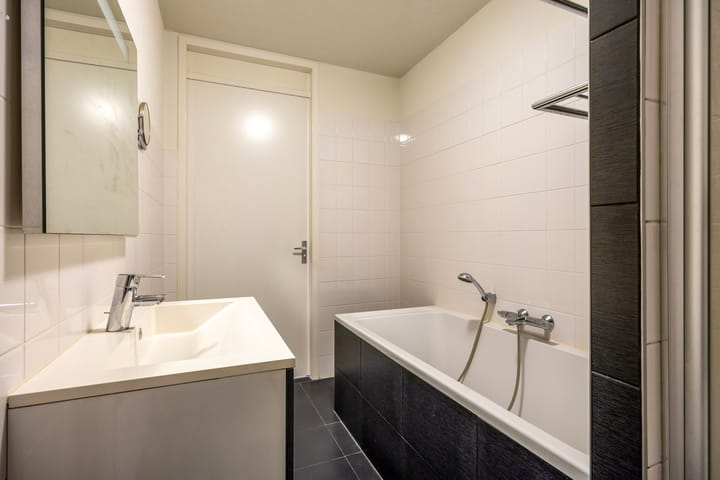 Foto 23 van Wethouder Schuurmanslaan 8-B