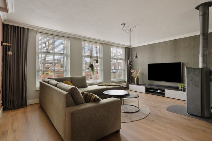 Foto 4 van Hoefblad 14