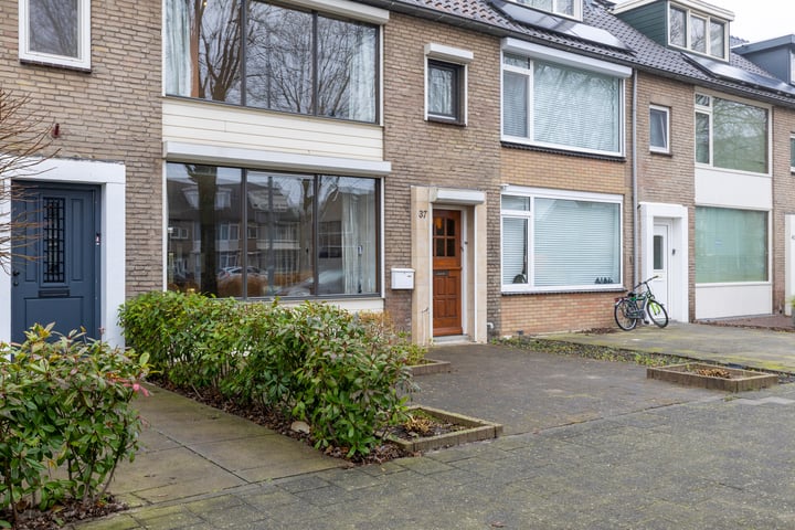 Bekijk foto 1 van Brasschaatstraat 37