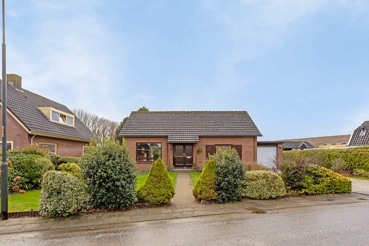 Foto 3 van Emmastraat 4