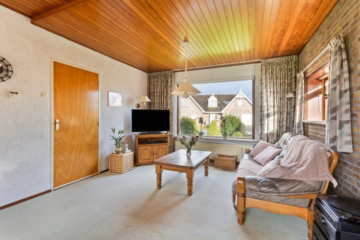 Foto 11 van Emmastraat 4