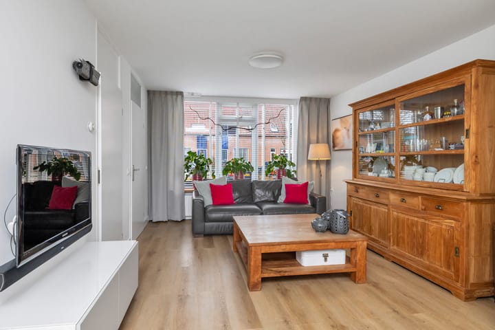 Photo 7 of Manusveert 41