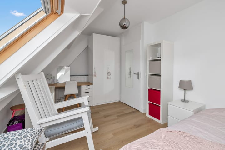 Photo 20 of Manusveert 41