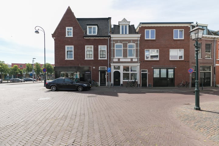 Bekijk foto 2 van Spaarnwouderstraat 144