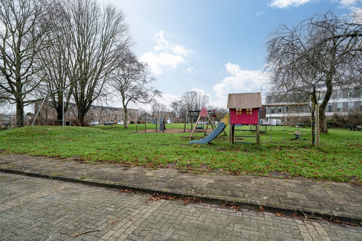 Foto 42 van Prinses Irenestraat 23