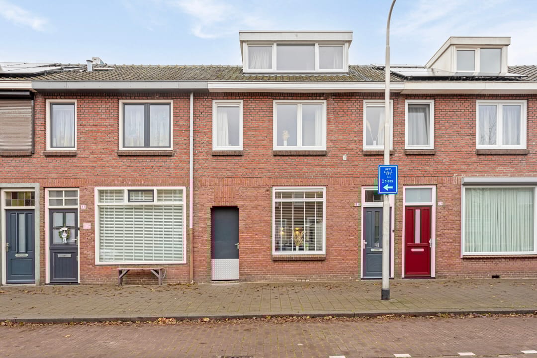 Photo 1 of Van Goorstraat 31