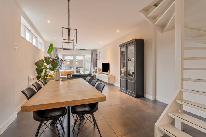 Foto 8 van Van Goorstraat 31