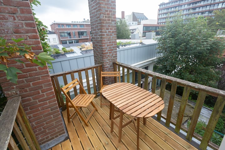 View photo 40 of Anna Paulownastraat 33-A