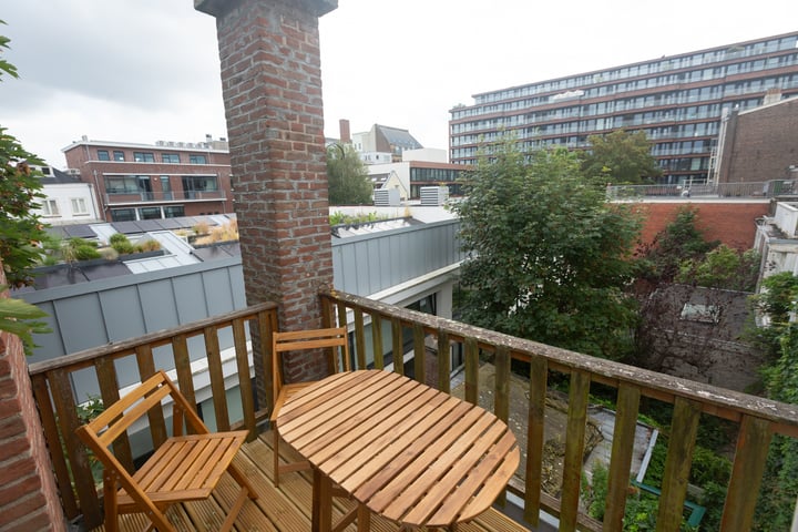 View photo 41 of Anna Paulownastraat 33-A