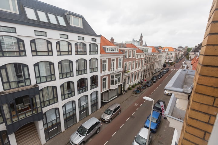 View photo 62 of Anna Paulownastraat 33-A