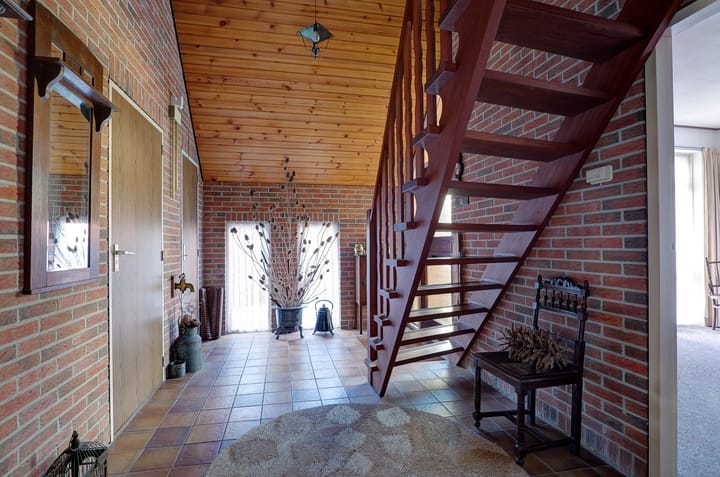 Photo 29 of Mounewei 17