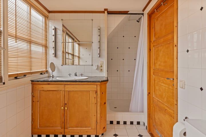 Foto 5 van Middelie 82