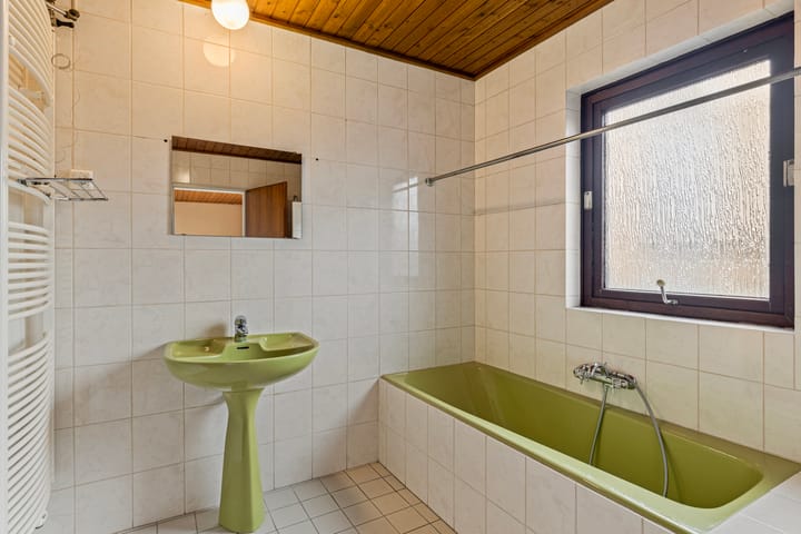 Photo 24 of Woeziksestraat 94