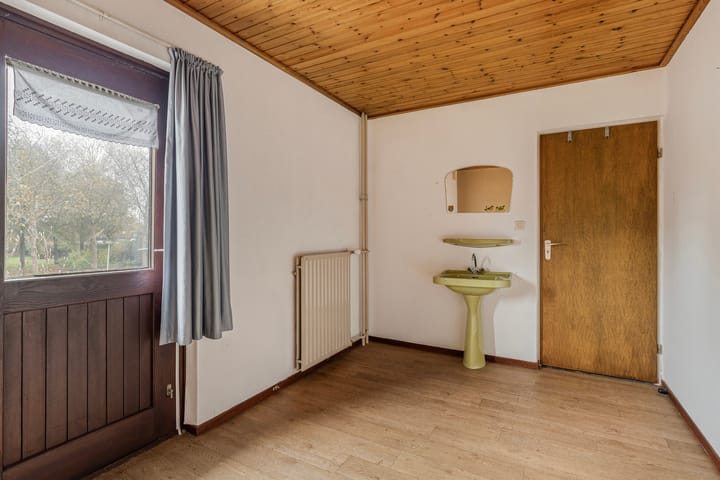 Photo 30 of Woeziksestraat 94