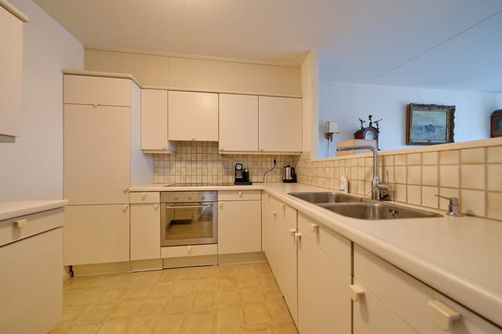 Foto 9 van Telefoonweg 112