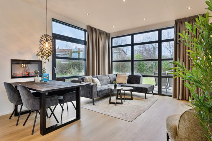 Photo 2 of Joossesweg 3-18