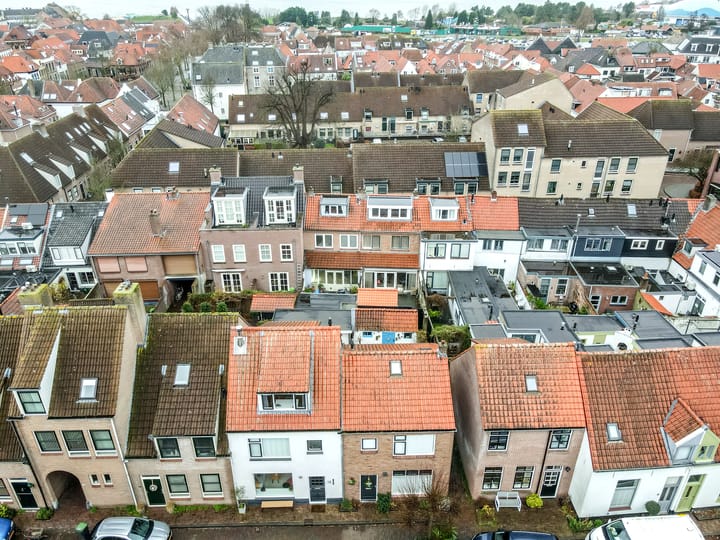 Foto 36 van Molenstraat 12